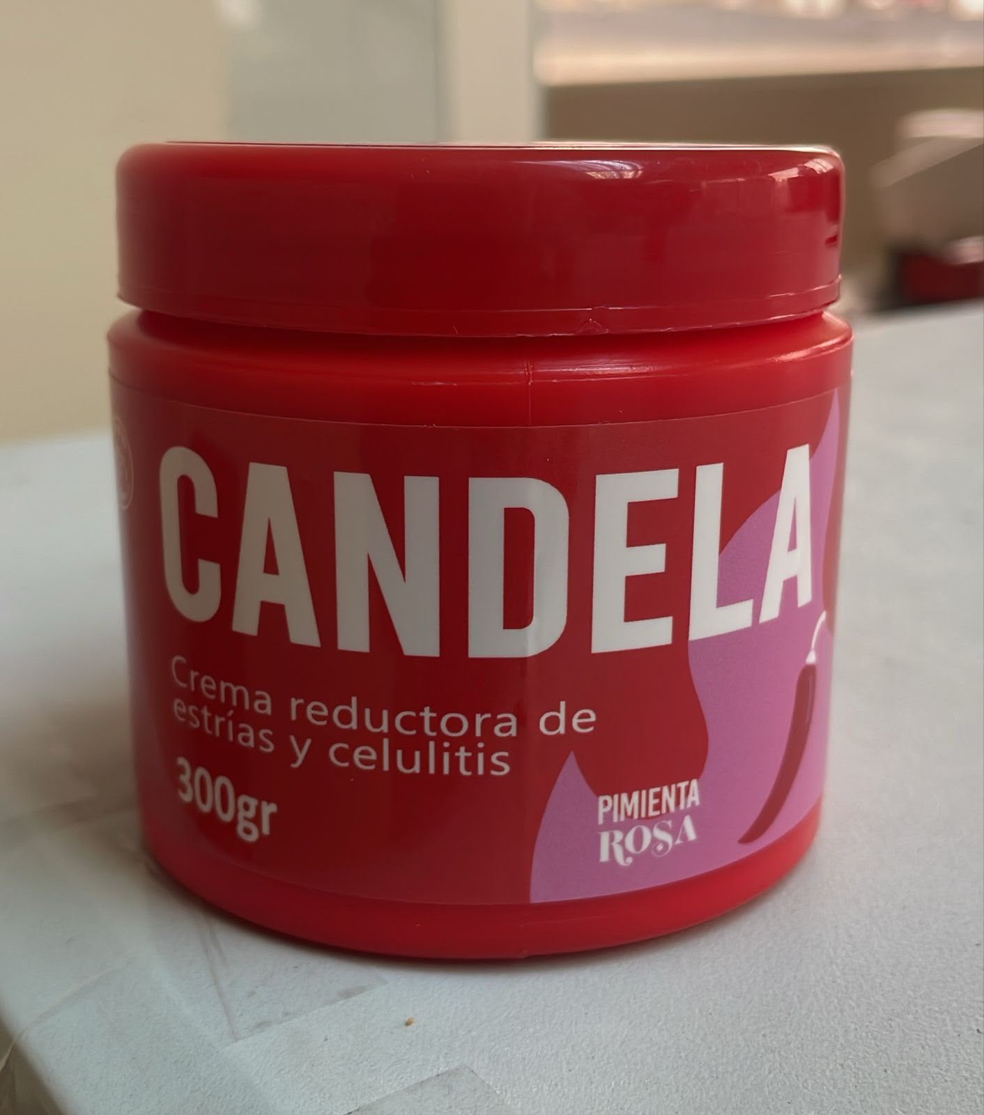 Candela Crema Reductora de Estrías y Celulitis